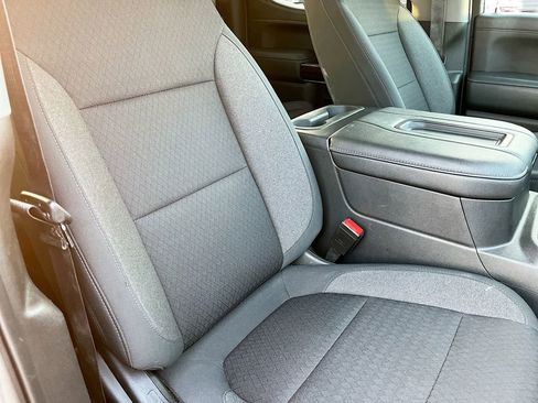 Used 2021 GMC Sierra 1500 Elevation image 28