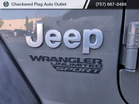 Used 2019 Jeep Wrangler Unlimited Sport image 8