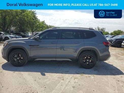 Used 2024 Volkswagen Atlas Peak Edition SE AWD/4WD image 16