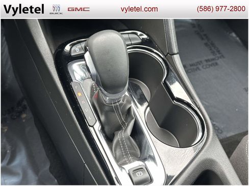 Used 2024 Buick Encore GX Preferred w/ Comfort Package image 27