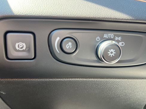 Used 2021 Buick Enclave Premium w/ Sun and Sites Package AWD/4WD image 21