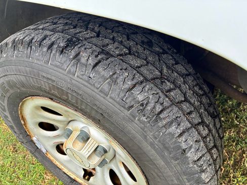 Used 2007 Chevrolet Silverado 1500 W/T RWD image 21