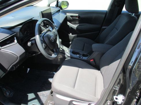 Used 2023 Toyota Corolla LE w/ Carpet Mat Package (TMS) FWD image 11
