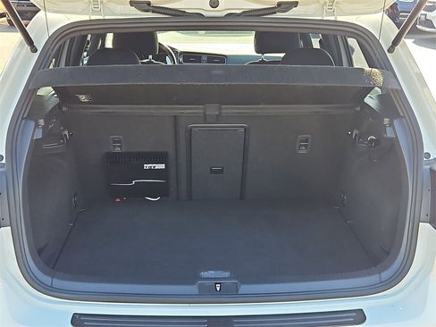 Used 2017 Volkswagen GTI Sport image 10