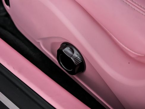 Used 2020 Nissan GT-R Premium image 24