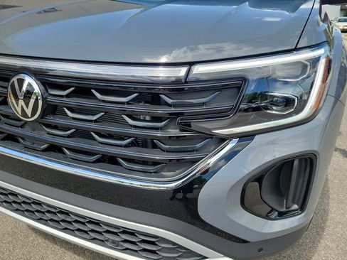 New 2026 Volkswagen Atlas Cross Sport SE AWD/4WD image 26