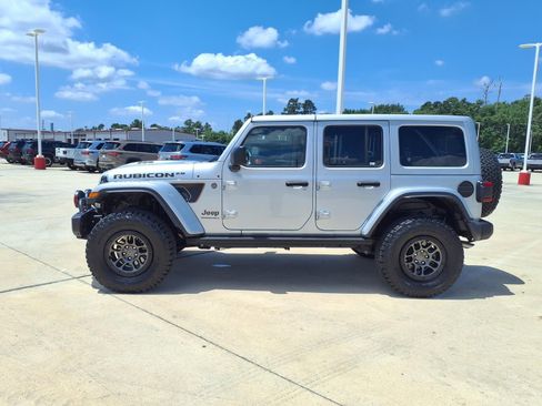 Used 2023 Jeep Wrangler Unlimited Rubicon 392 AWD/4WD image 8