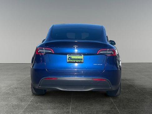 Used 2023 Tesla Model Y Long Range AWD/4WD image 8