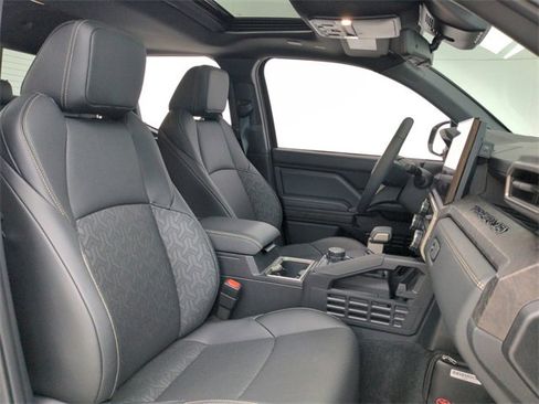 Used 2025 Toyota Tacoma Limited image 40