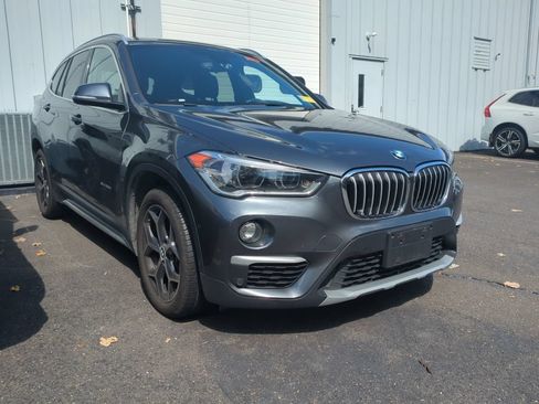 Used 2018 BMW X1 xDrive28i AWD/4WD image 1