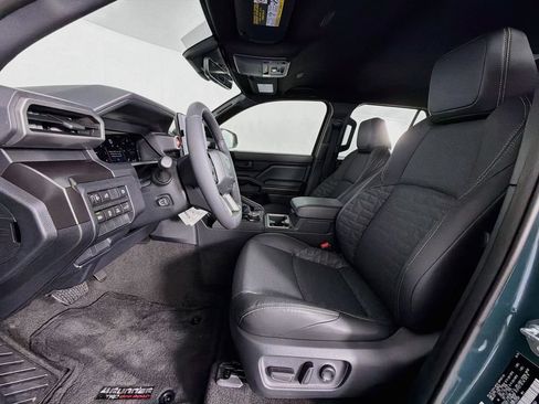 New 2026 Toyota 4Runner TRD Off-Road Premium AWD/4WD image 14