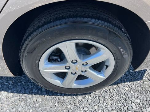 Used 2023 Chevrolet Malibu LS image 13