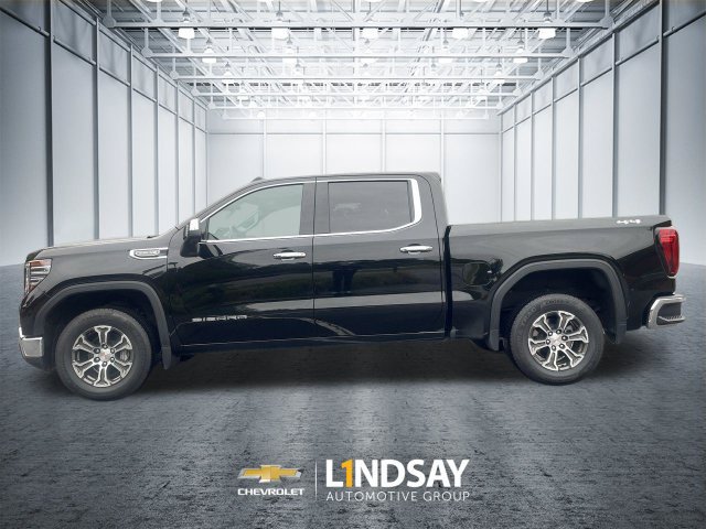 Certified 2025 GMC Sierra 1500 SLT AWD/4WD image 5
