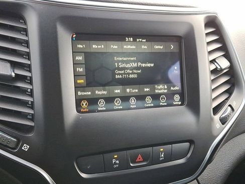 Certified 2020 Jeep Cherokee Latitude Lux w/ Quick Order Package 26H Lux image 19