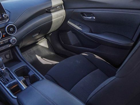 Used 2024 Nissan Sentra SV image 26