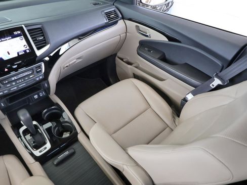 Used 2017 Honda Ridgeline RTL-E image 18
