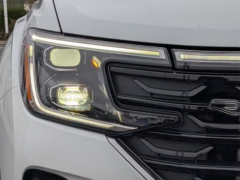 New 2026 Volkswagen Atlas Cross Sport SEL Premium R-Line image 11