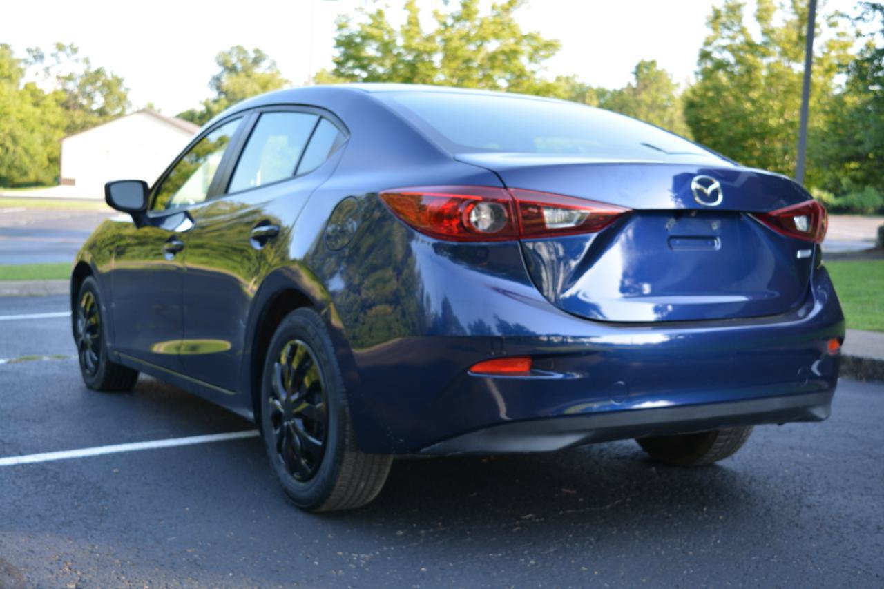 Used 2017 MAZDA MAZDA3 Sport FWD image 8
