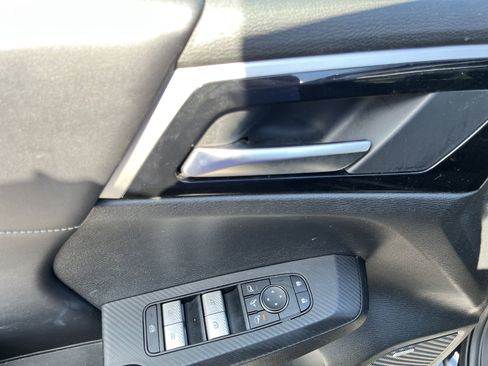 Used 2025 Mitsubishi Outlander SE AWD/4WD image 20