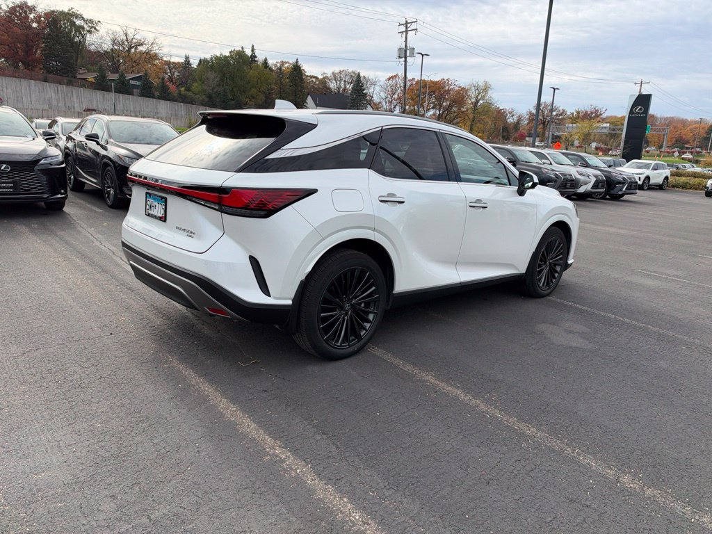 Certified 2026 Lexus RX 450h AWD w/ Convenience Package image 30