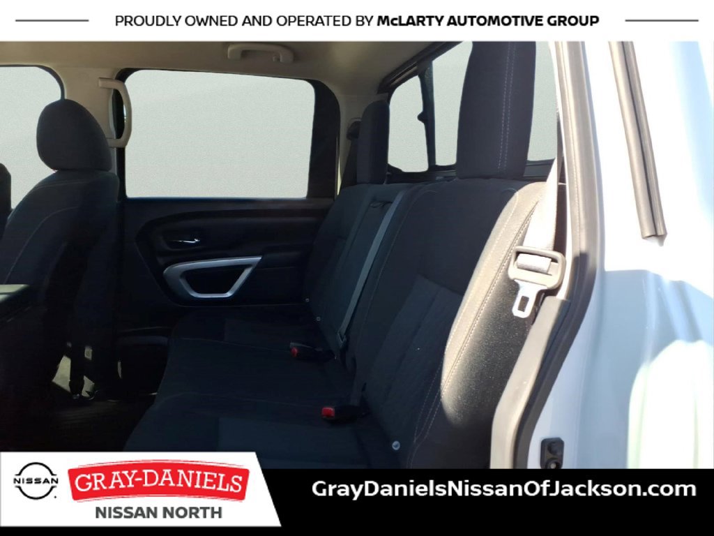 Used 2019 Nissan Titan SV RWD image 26