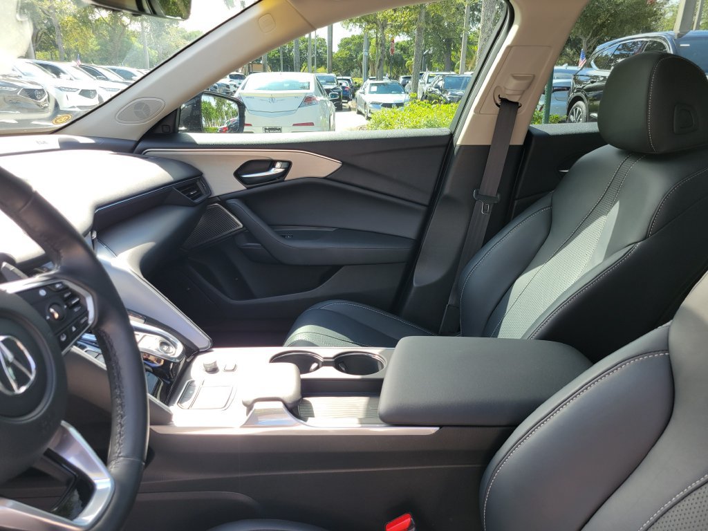 Used 2023 Acura TLX w/ Technology Package FWD image 12