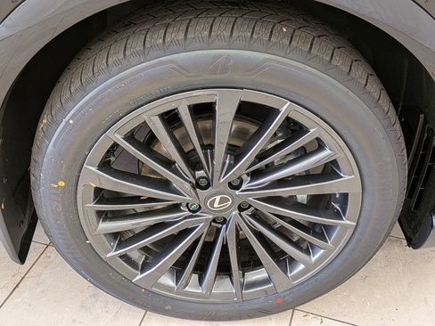 New 2026 Lexus RX 450h Luxury image 16