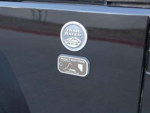 Used 2012 Jeep Wrangler Rubicon w/ PWR Convenience Group AWD/4WD image 9