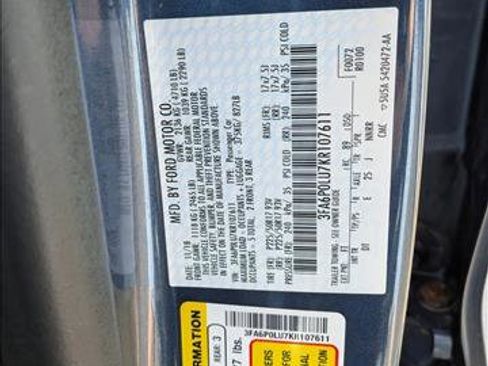 Used 2019 Ford Fusion SE FWD image 15