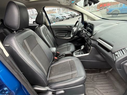Used 2019 Ford EcoSport SES w/ SES Black Appearance Package image 16