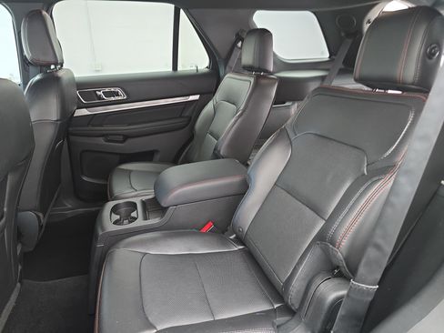 Used 2018 Ford Explorer Sport w/ Equipment Group 401A AWD/4WD image 14