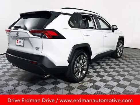 Used 2025 Toyota RAV4 XLE Premium image 23