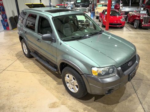 Used 2006 Ford Escape XLT image 14