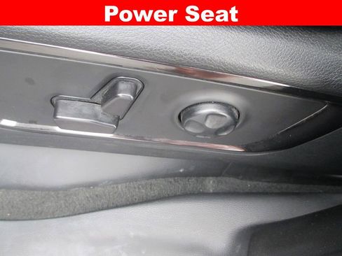 Used 2024 RAM 1500 Limited image 28