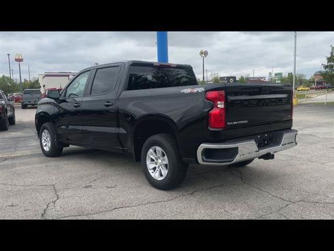 Certified 2025 Chevrolet Silverado 1500 LT AWD/4WD image 30