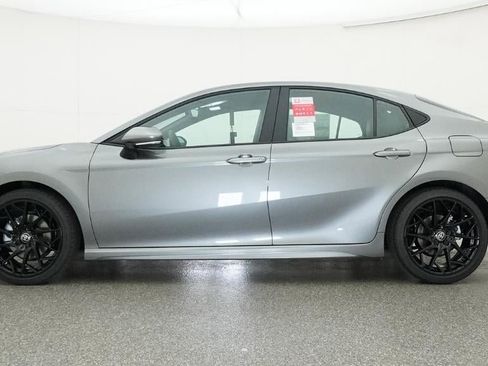 New 2026 Toyota Camry SE image 19