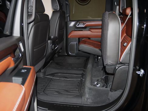 Used 2024 GMC Sierra 2500 Denali Ultimate image 70