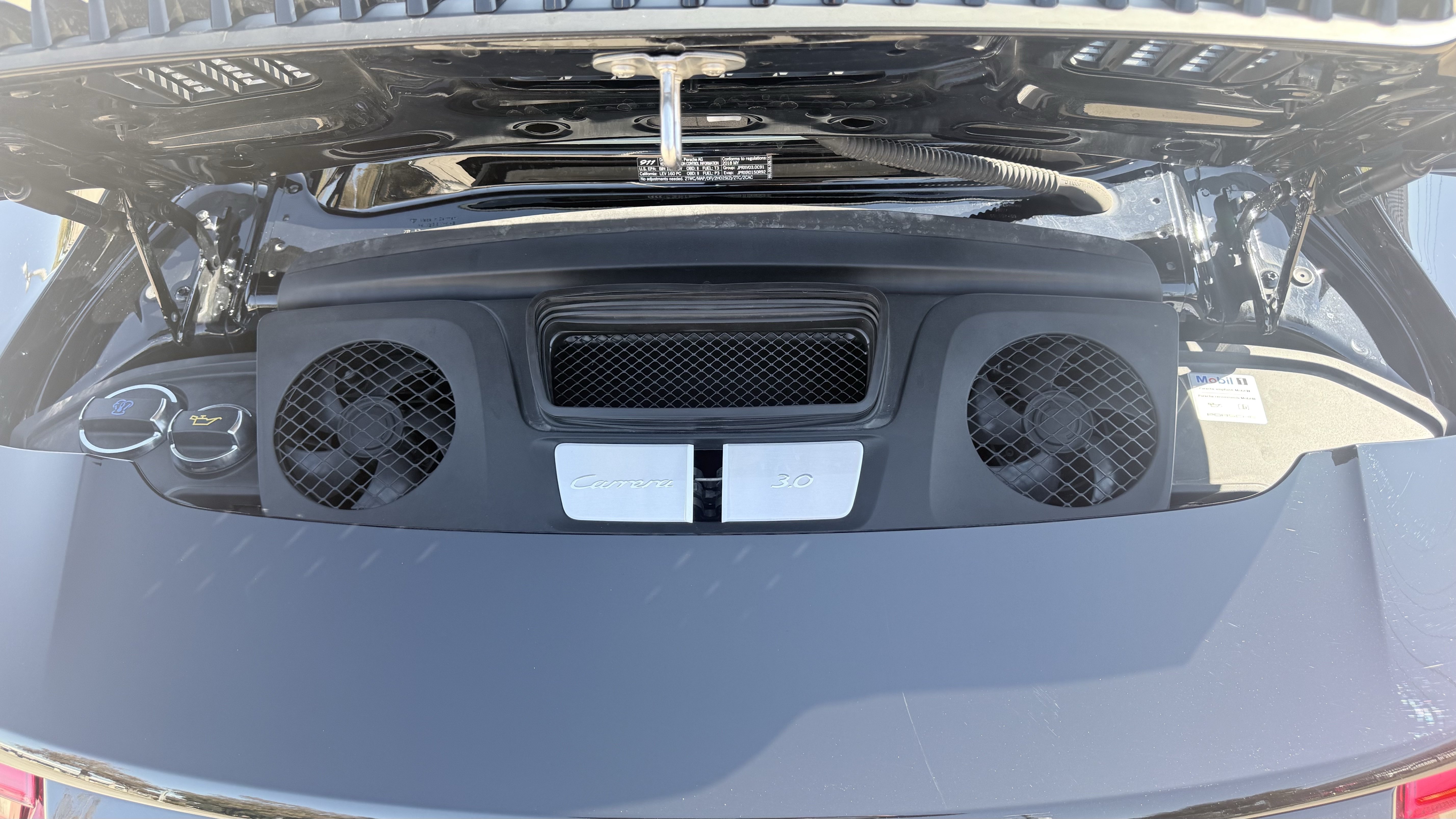 Used 2018 Porsche 911 Carrera image 14