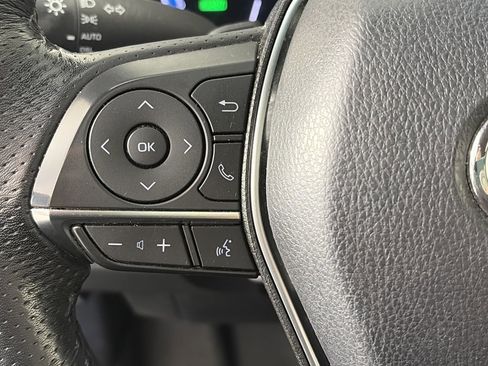 Used 2019 Toyota Avalon XSE image 17