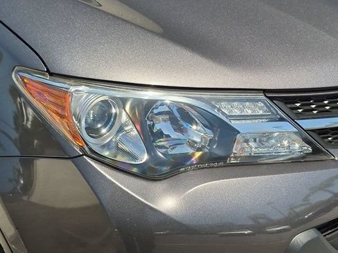 Used 2015 Toyota RAV4 Limited w/ Technology Package FWD image 10