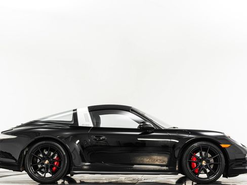 Used 2016 Porsche 911 Targa 4S AWD/4WD image 18