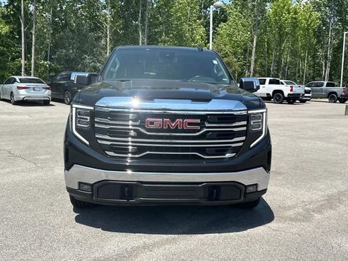 Used 2025 GMC Sierra 1500 SLT AWD/4WD image 9