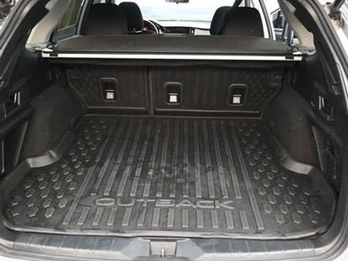 Used 2024 Subaru Outback Premium image 17