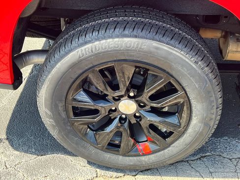 Used 2022 Chevrolet Silverado 1500 Custom RWD image 19