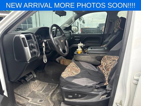 Used 2017 Chevrolet Silverado 1500 LT w/ All Star Edition AWD/4WD image 9
