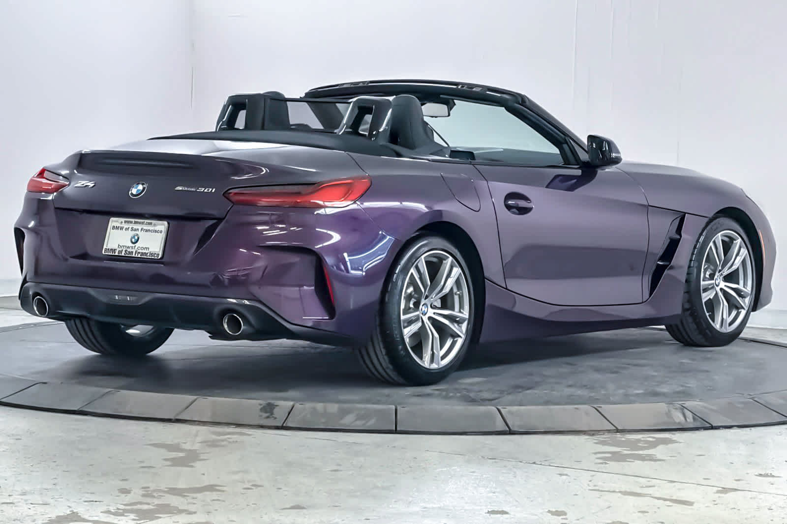 Used 2025 BMW Z4 sDrive30i RWD image 2