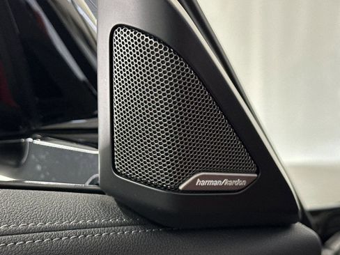 Used 2022 BMW Z4 M40i w/ Premium Package image 21