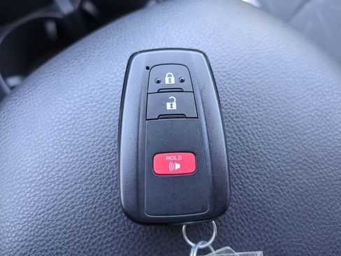 Certified 2025 Toyota RAV4 XLE image 26