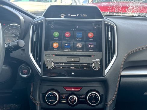 Used 2020 Subaru Crosstrek 2.0i Limited w/ Moonroof Package w/Navigation image 24