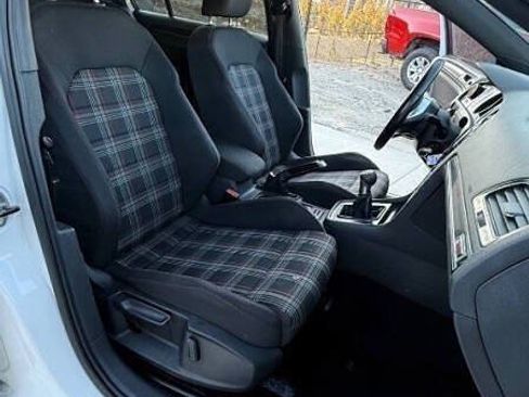 Used 2015 Volkswagen GTI S FWD image 16